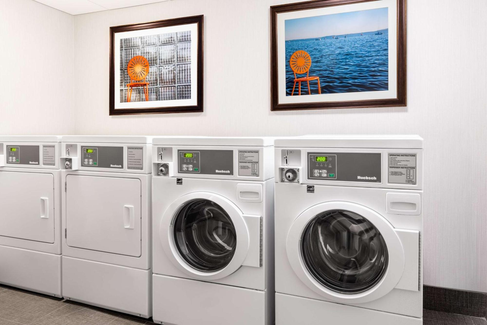 Hampton Inn & Suites Madison Downtown Ngoại thất bức ảnh