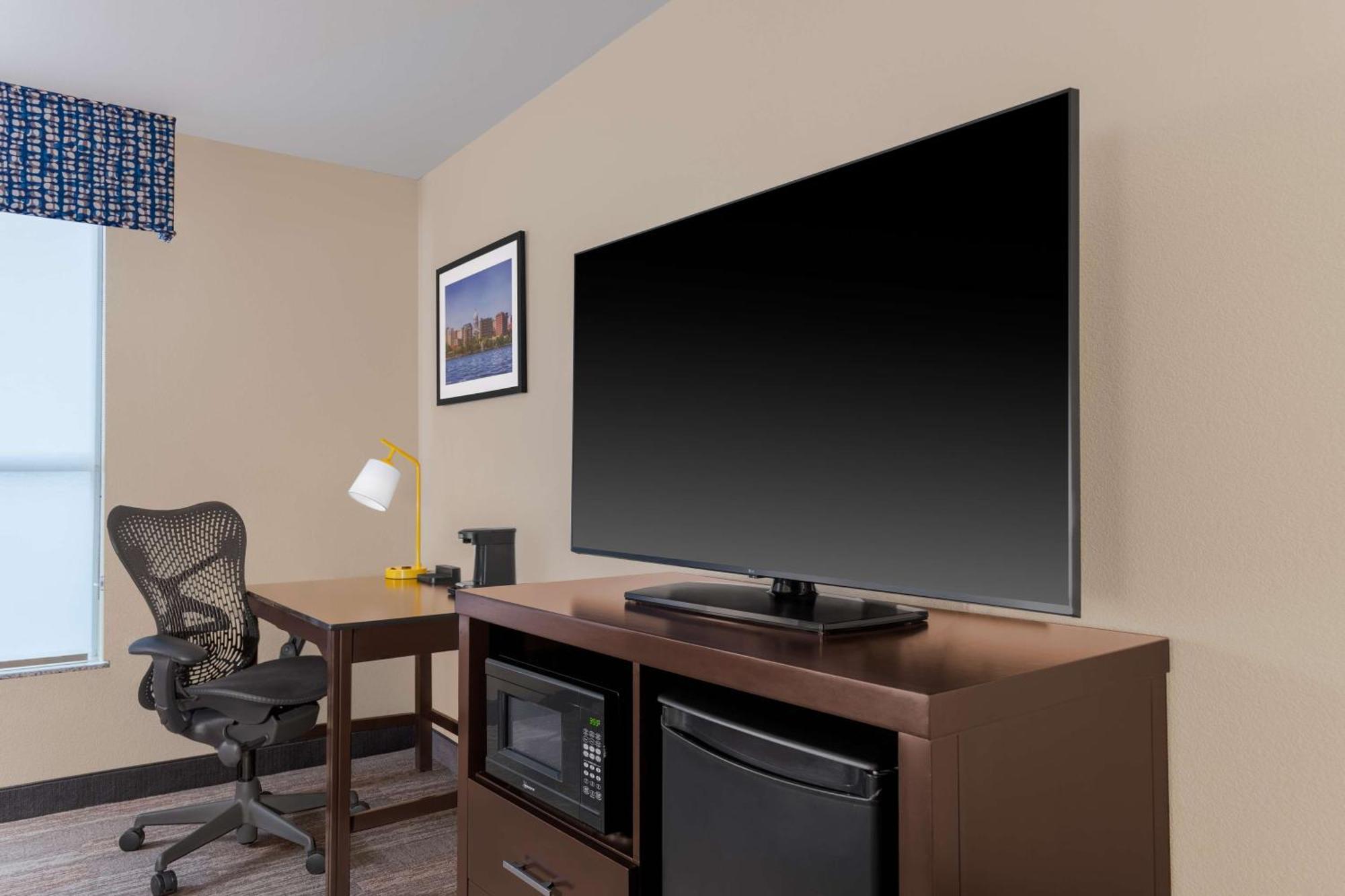 Hampton Inn & Suites Madison Downtown Ngoại thất bức ảnh