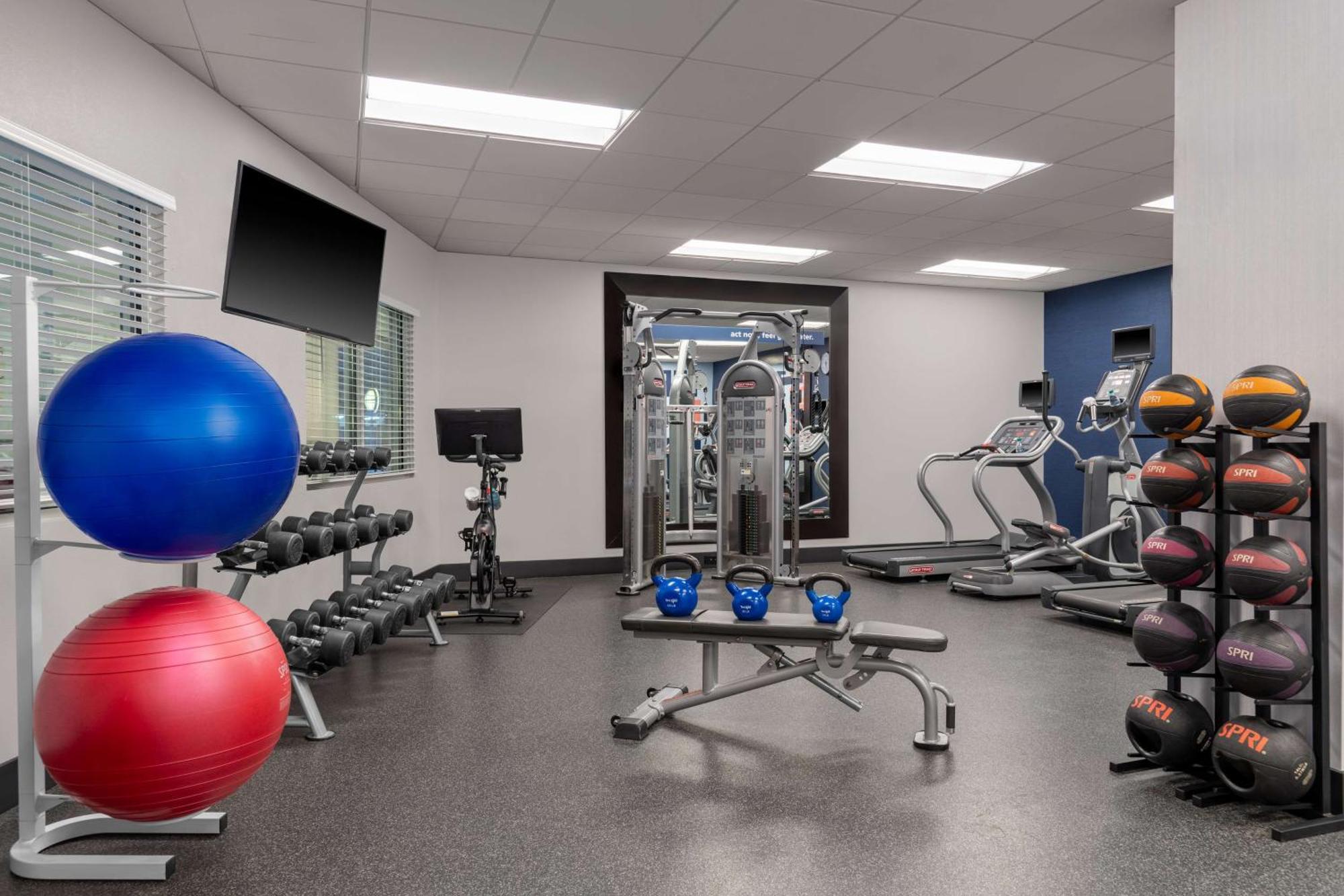 Hampton Inn & Suites Madison Downtown Ngoại thất bức ảnh