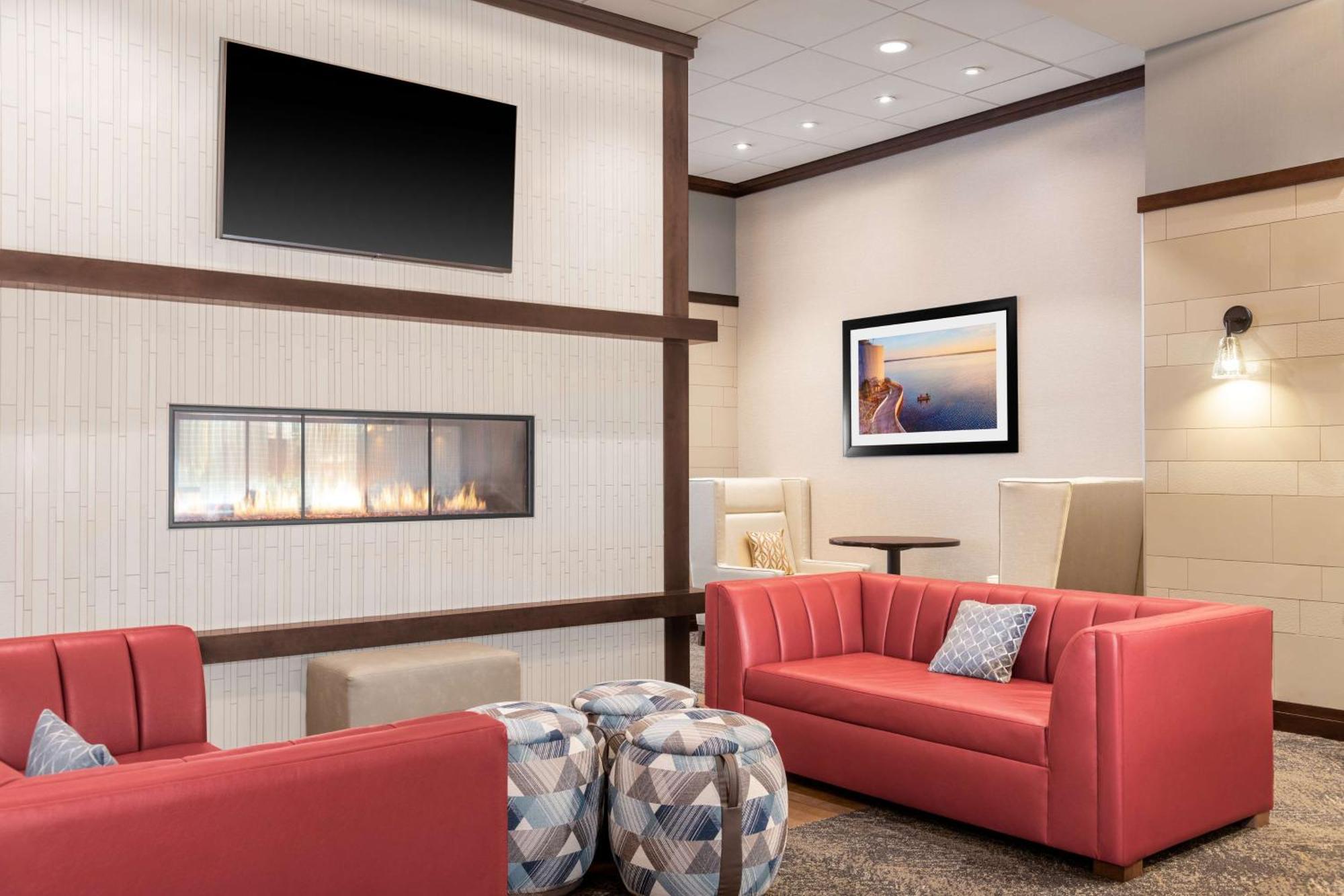 Hampton Inn & Suites Madison Downtown Ngoại thất bức ảnh